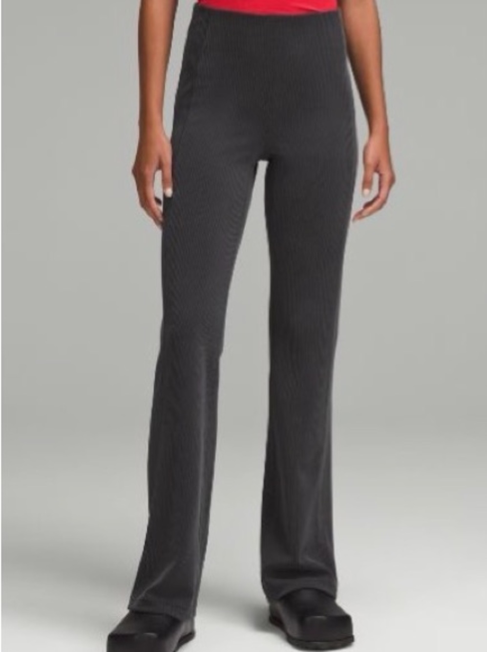 Lululemon ribbed softstreme flared  pants Size 12 short 26”‘inseam